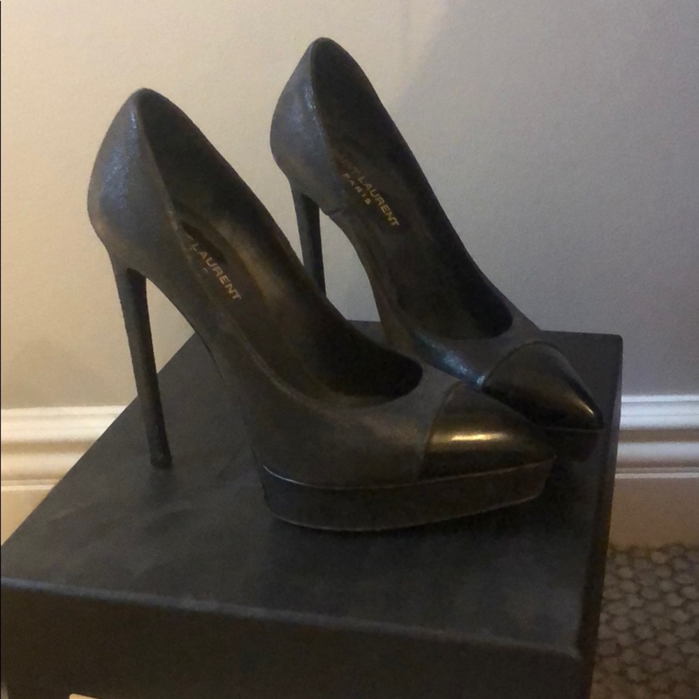 Saint Laurent size 37 1/2 Janis 105 pump